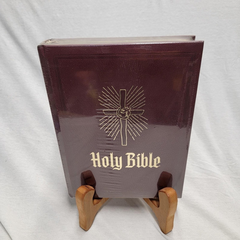The Holy Bible Illuminated FAMILY EDITION‎ KJV Heirloom Quality, hardback 1988